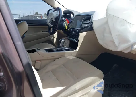 2020 Jeep Grand Cherokee Laredo E 4X2 from USA, damaged, VIN 1C4RJEAG3LC220295